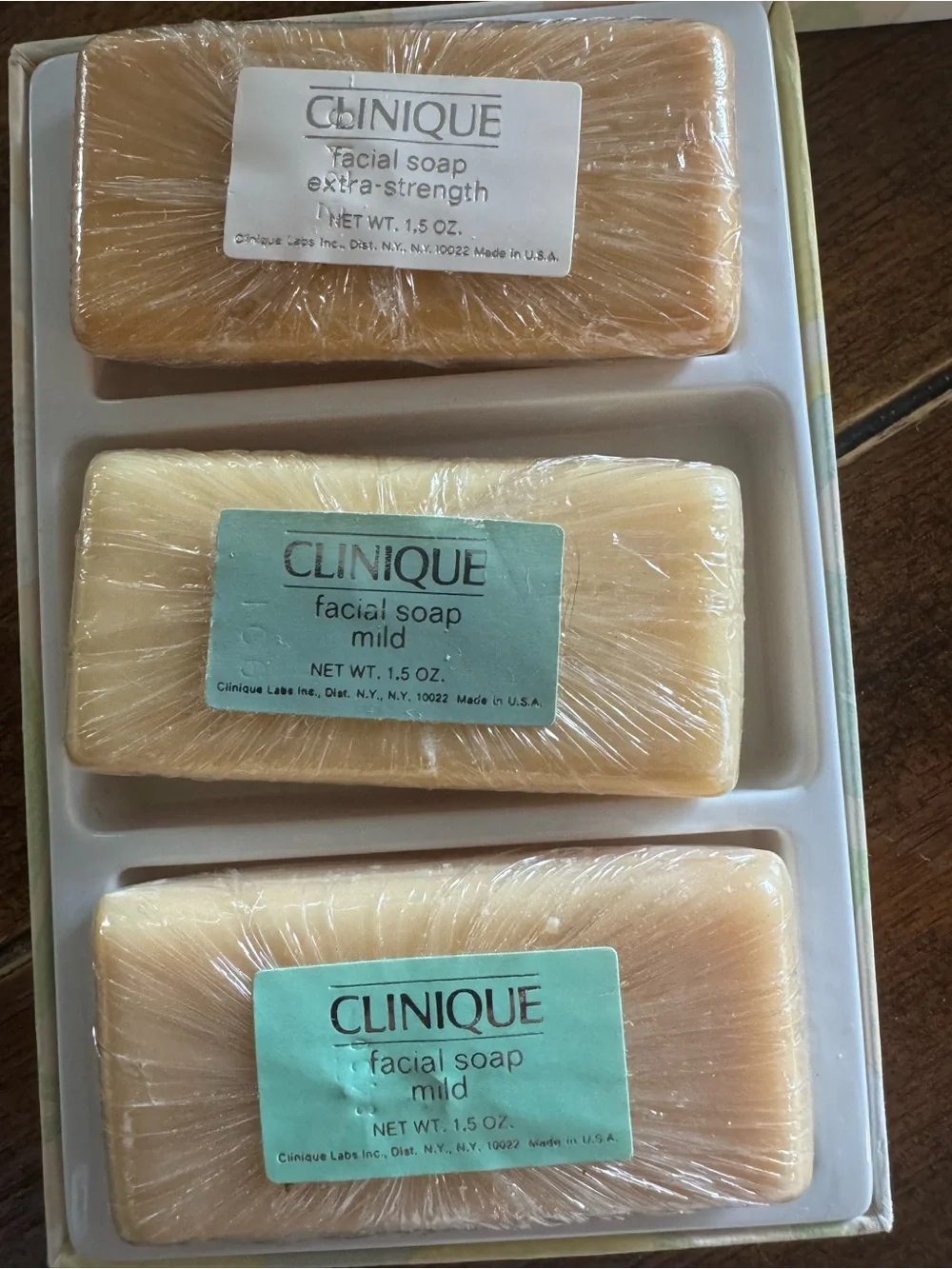 DISCONTINUED Clinique Three Little Soaps in a vintage three individually - RARE